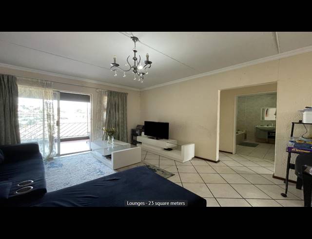 2 BEDROOM TOWNHOUSE FOR SALE IN MULBARTON